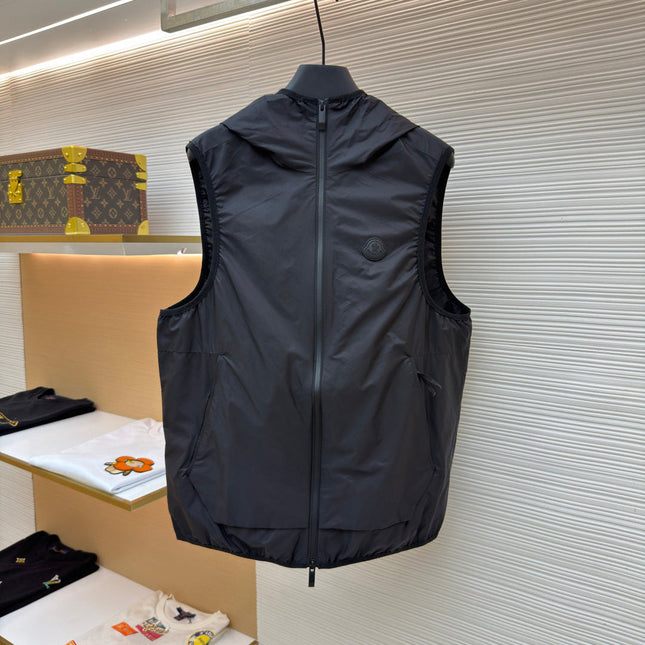 MONCLER 26S HOODED WINDBREAKER VEST 703