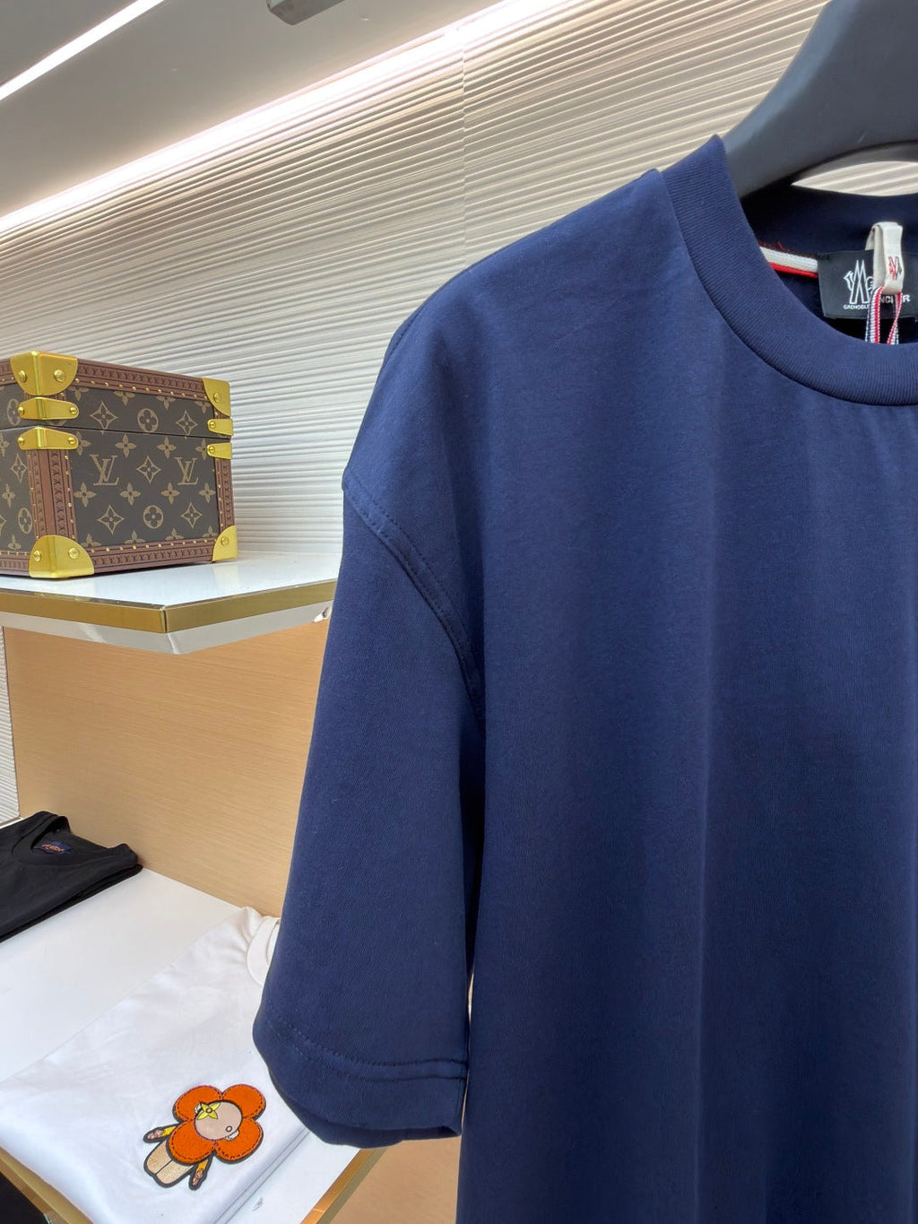 MONCLER 26S SHORT-SLEEVE T-SHIRT 698