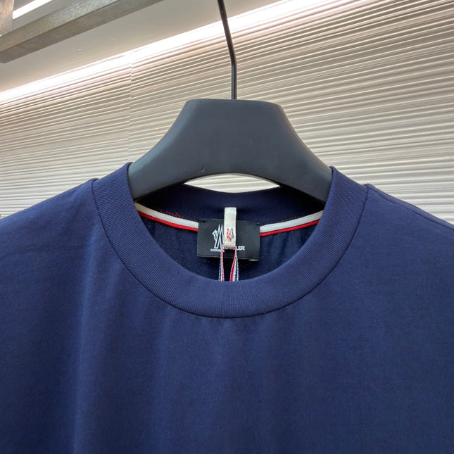 MONCLER 26S SHORT-SLEEVE T-SHIRT 698