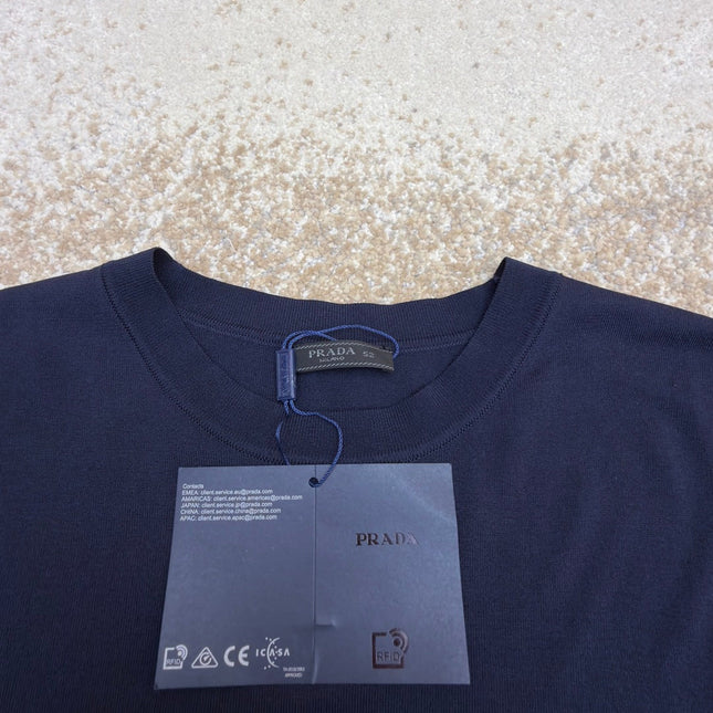 PRADA 26S SHORT-SLEEVED SWEATER STYLE 880