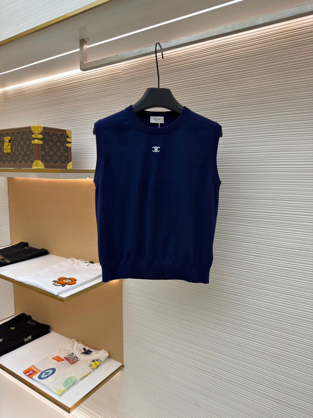 CELINE 26S SLEEVELESS SWEATER 484