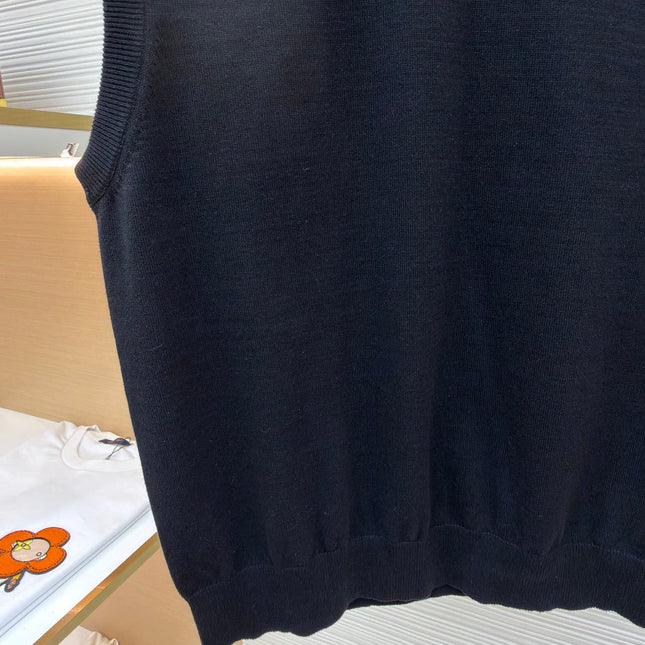 CELINE 26S SLEEVELESS SWEATER 482