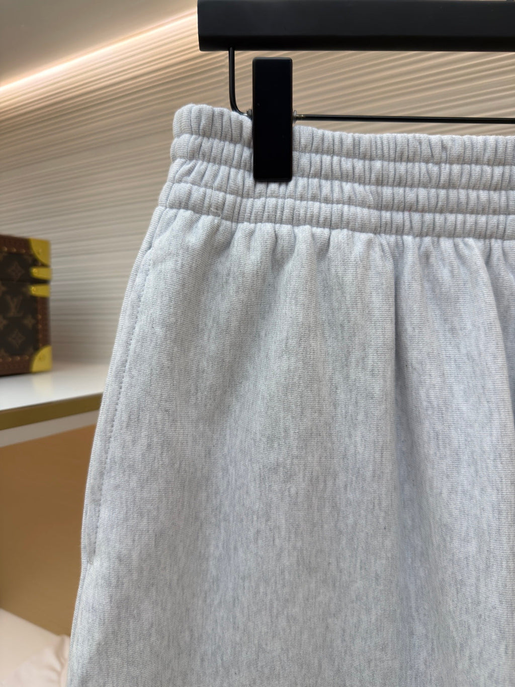 CELINE 26S SHORTS 472