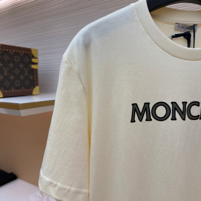 MONCLER 26S SHORT SLEEVE T-SHIRT 553
