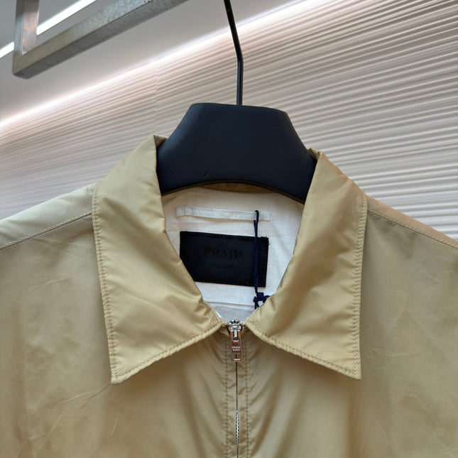 PRADA 26S SHORT-SLEEVE ZIP-UP SHIRT 1031