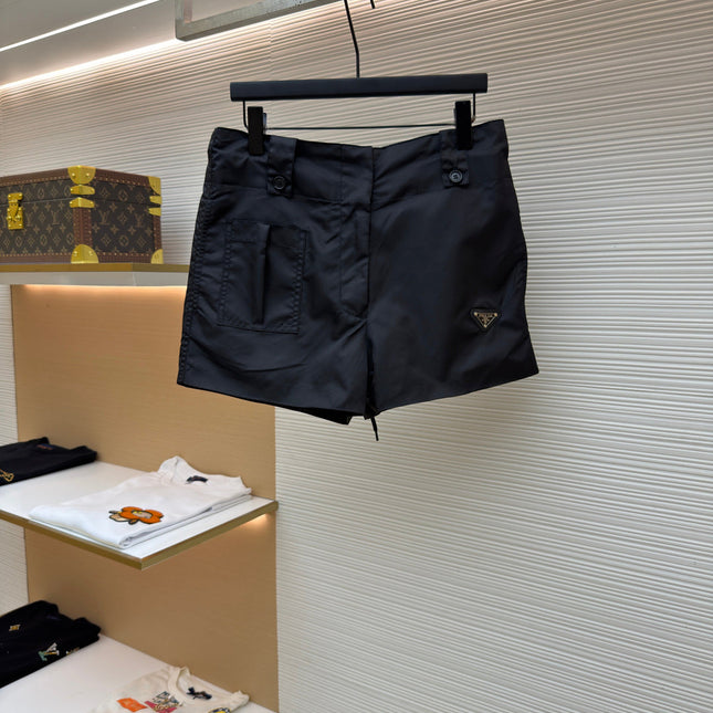 PRADA 26S NYLON SHORTS STYLE 964