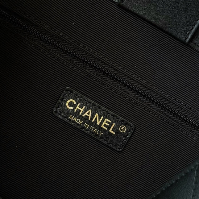 CHANEL 25S HOBO BAG 36 IN BLACK LAMBSKIN WITH GOLD HARDWARE