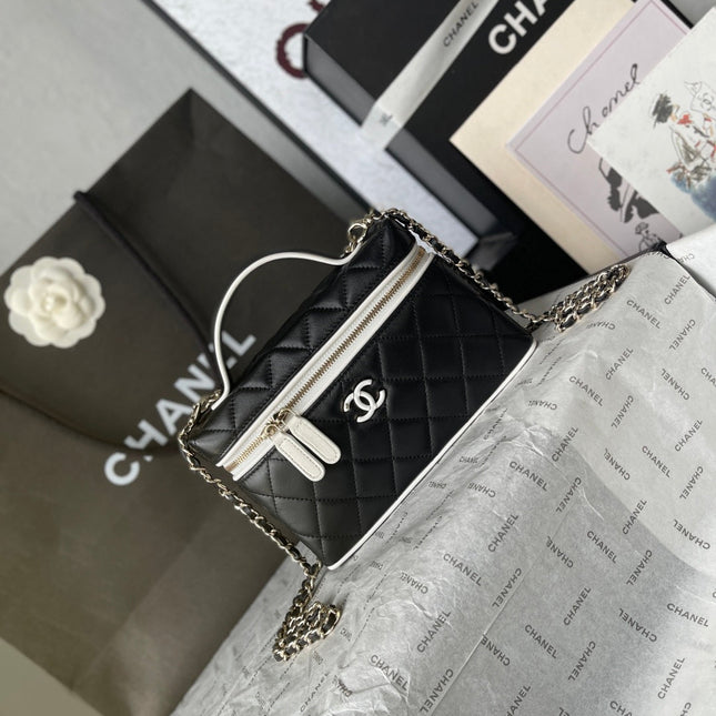 CHANEL 26S VANITY BAG 19 IN BLACK QUILTED LAMBSKIN SILVER HARDWARE
