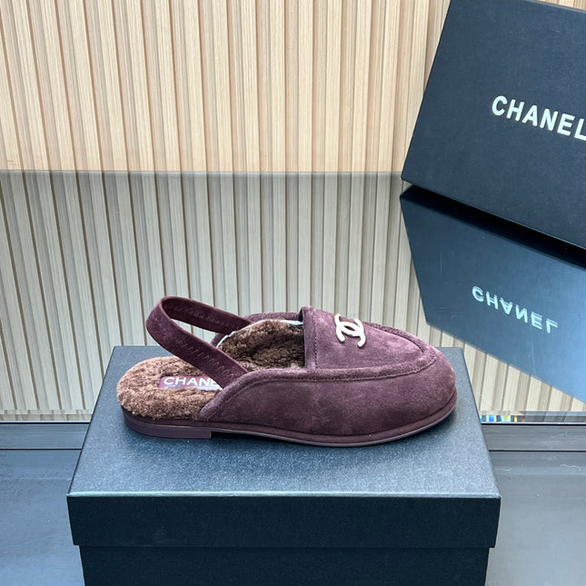 CHANEL 25S BACK STRAP MULE 15MM IN DARK PURPLE SUEDE AND WOOL GOLD HARDWARE