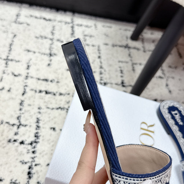 DIOR 26S SLIDES IN NAVY BLUE EMBOSSED OBLIQUE LACE EMBROIDERY
