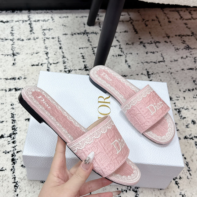 DIOR 26S SLIDES IN LIGHT PINK EMBOSSED OBLIQUE LACE EMBROIDERY