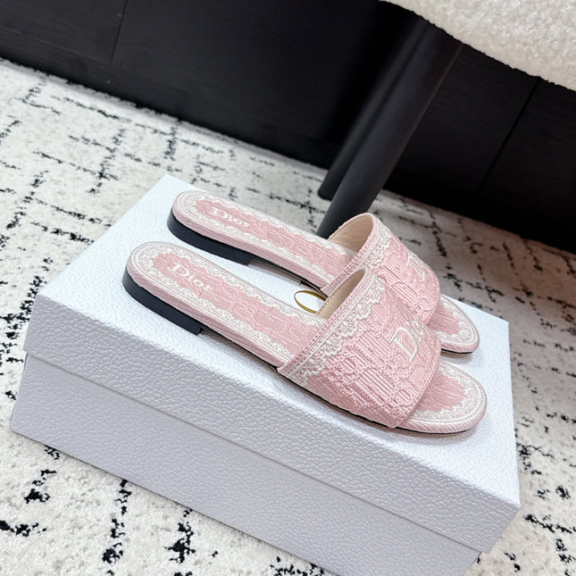 DIOR 26S SLIDES IN LIGHT PINK EMBOSSED OBLIQUE LACE EMBROIDERY