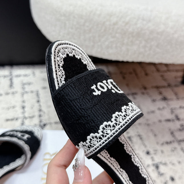 DIOR 26S HIGH HEEL SLIDES IN BLACK AND WHITE EMBOSSED OBLIQUE LACE EMBROIDERY