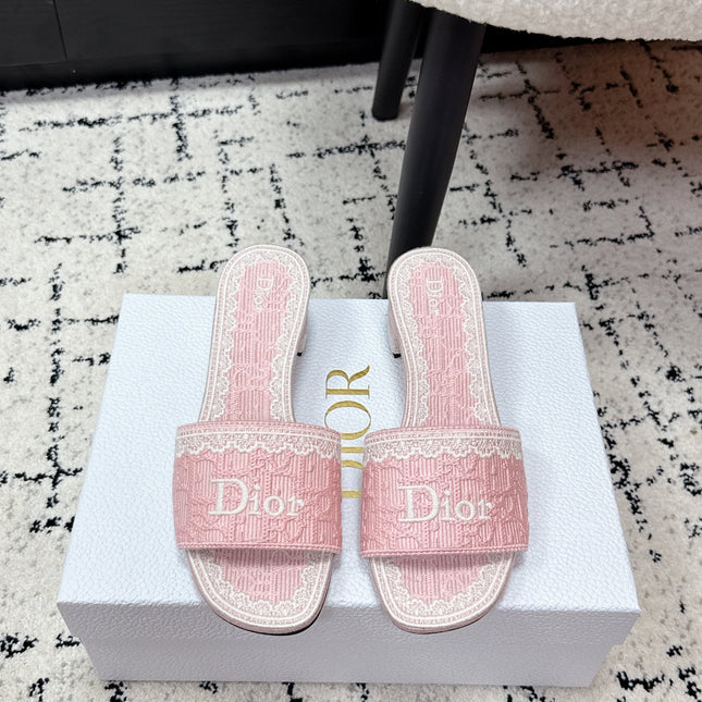 DIOR 26S HIGH HEEL SLIDES IN LIGHT PINK EMBOSSED OBLIQUE LACE EMBROIDERY