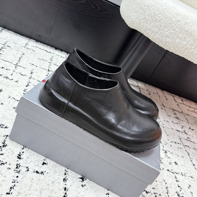 PRADA 26S SLIP ON SHOES IN BLACK SMOOTH CALFSKIN