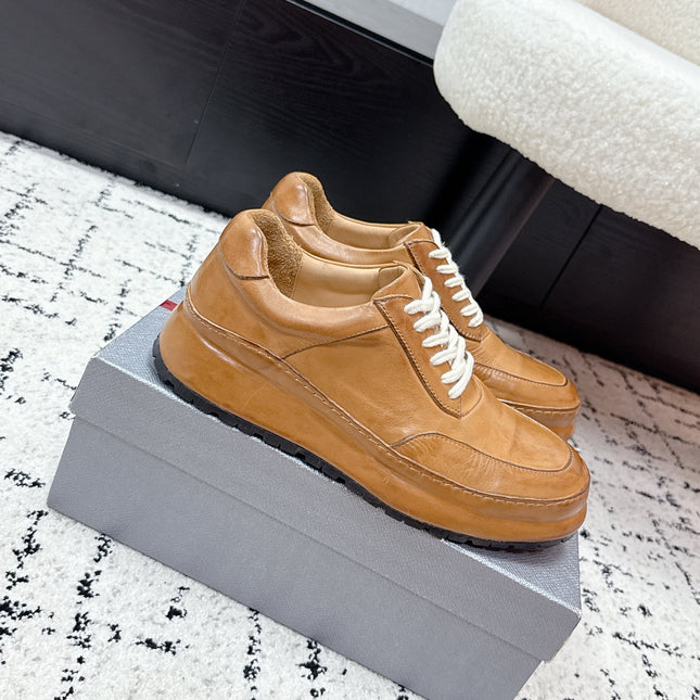 PRADA 26S SNEAKERS IN GOLDEN BROWN SHINY CALFSKIN