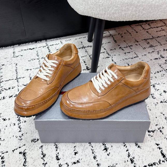 PRADA 26S SNEAKERS IN GOLDEN BROWN SHINY CALFSKIN