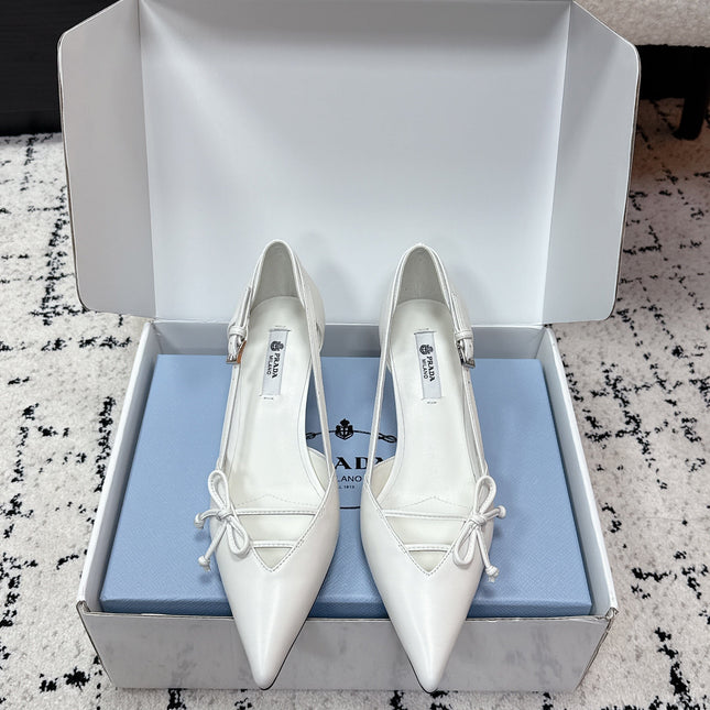 PRADA 26S POINTED-TOE HIGH HEELS 55MM IN WHITE CALFSKIN WITH BOW