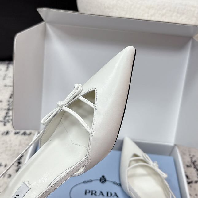 PRADA 26S POINTED-TOE HIGH HEELS 55MM IN WHITE CALFSKIN WITH BOW