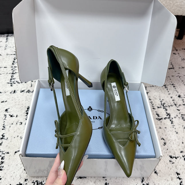 PRADA 26S POINTED-TOE HIGH HEELS 75MM IN DARK OLIVE GREEN CALFSKIN WITH BOW