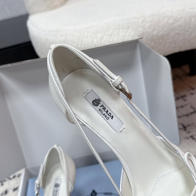 PRADA 26S POINTED-TOE HIGH HEELS 75MM IN WHITE CALFSKIN WITH BOW