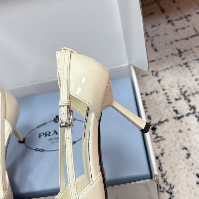 PRADA 26S POINTED-TOE HIGH HEELS 75MM IN IVORY WHITE PATENT CALFSKIN WITH BOW