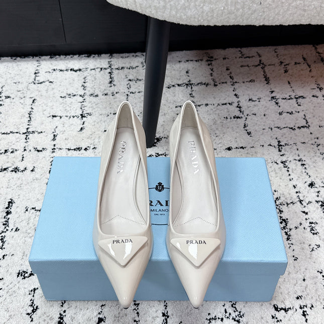 PRADA 26S POINTED-TOE HIGH HEELS 60MM IN CREAM WHITE PATENT CALFSKIN WITH LOGO