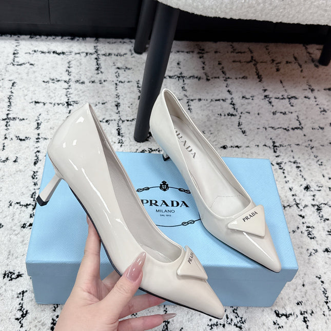 PRADA 26S POINTED-TOE HIGH HEELS 60MM IN CREAM WHITE PATENT CALFSKIN WITH LOGO