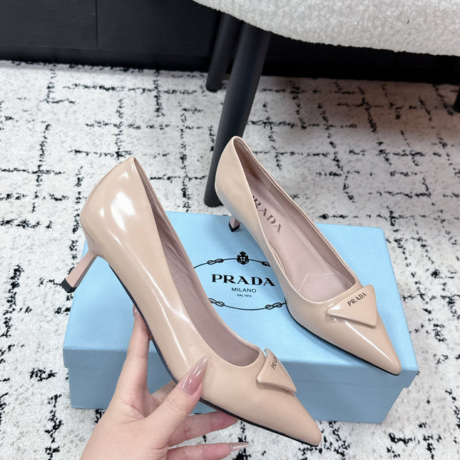 PRADA 26S POINTED-TOE HIGH HEELS 60MM IN BEIGE PATENT CALFSKIN WITH LOGO