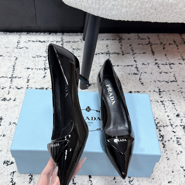 PRADA 26S POINTED-TOE HIGH HEELS 60MM IN BLACK PATENT CALFSKIN WITH LOGO