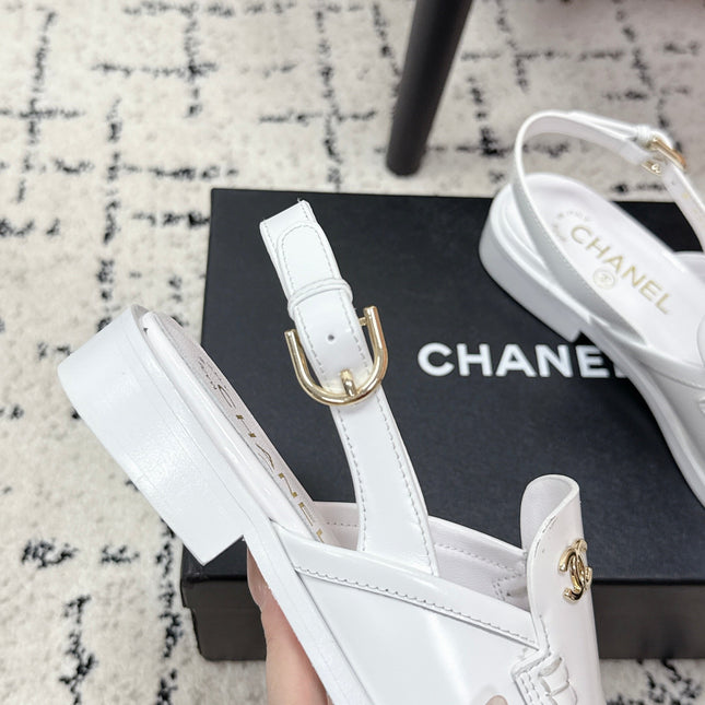 CHANEL 26S SLINGBACK LOAFERS IN WHITE PATENT CALFSKIN WITH CC LOGO