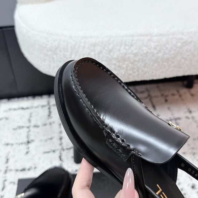 CHANEL 26S SLINGBACK LOAFERS IN BLACK PATENT CALFSKIN WITH CC LOGO