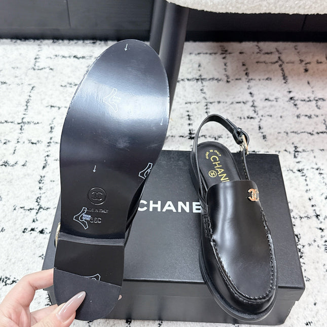 CHANEL 26S SLINGBACK LOAFERS IN BLACK PATENT CALFSKIN WITH CC LOGO
