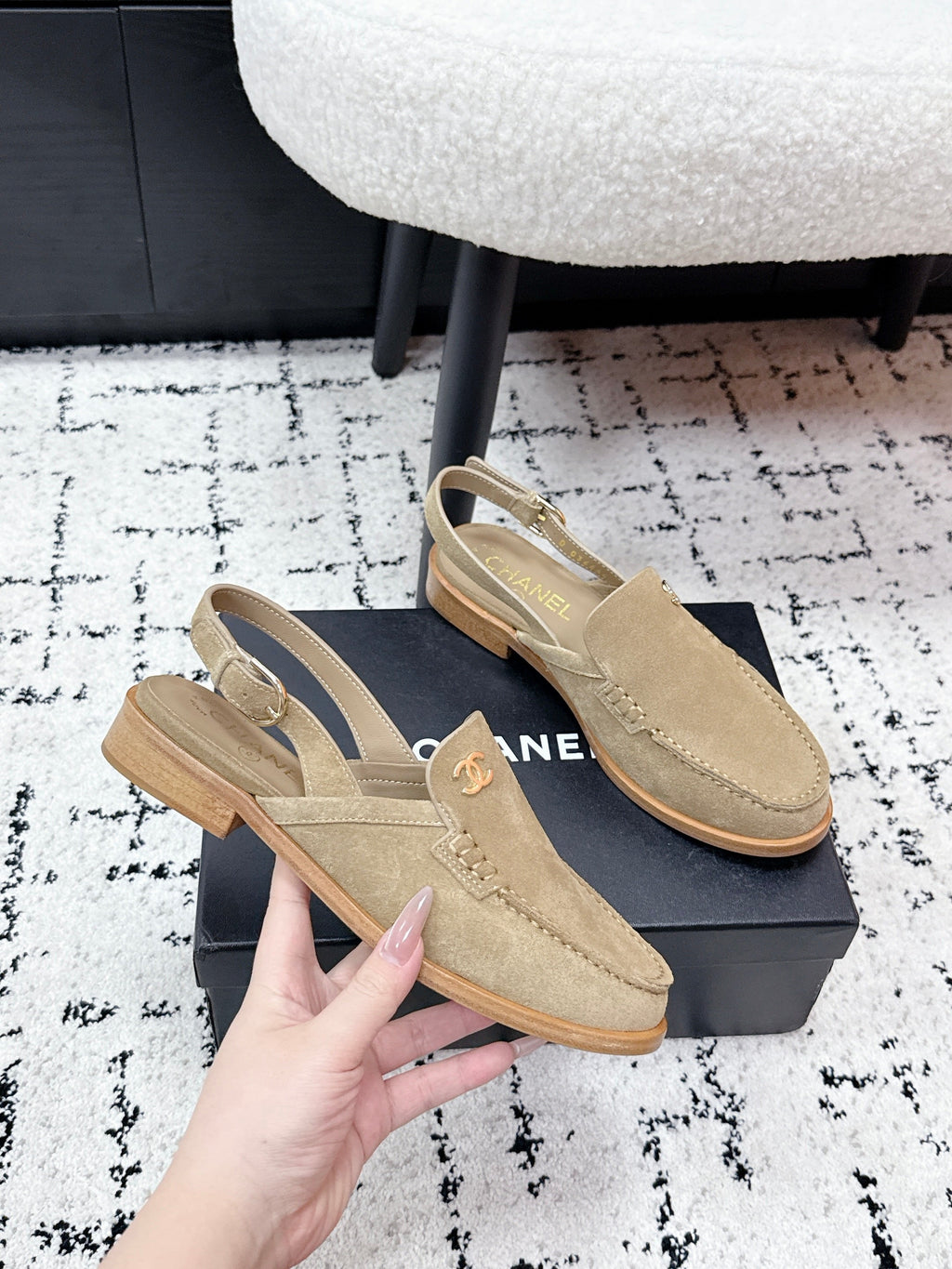 CHANEL 26S SLINGBACK LOAFERS IN LIGHT BROWN SUEDE WITH CC LOGO