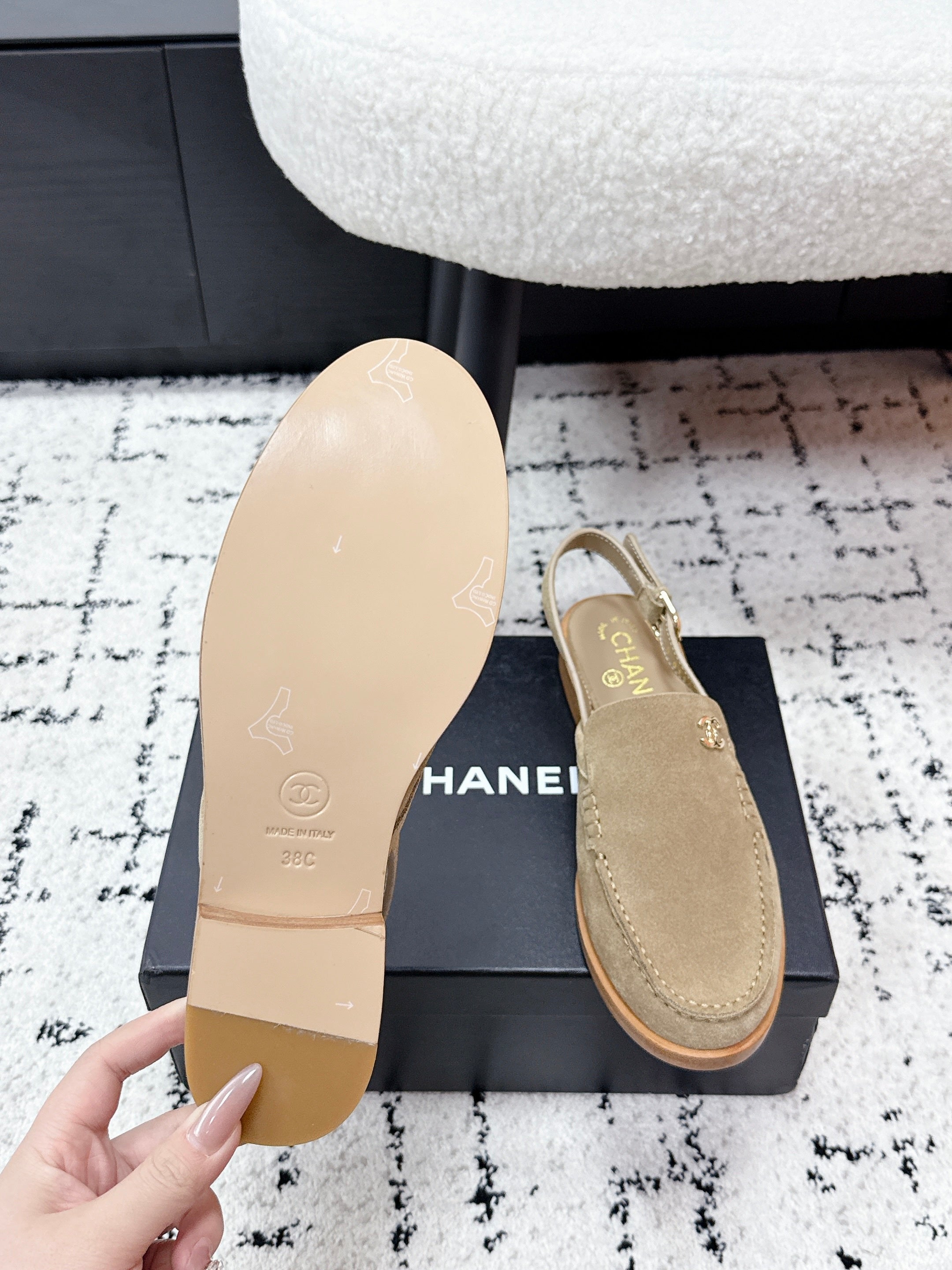 CHANEL 26S SLINGBACK LOAFERS IN LIGHT BROWN SUEDE WITH CC LOGO