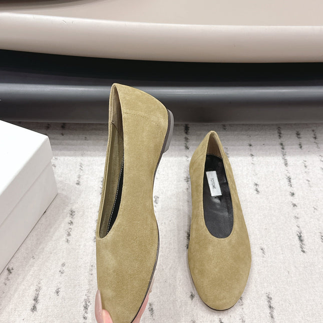 THE ROW 26S BALLET FLATS IN OLIVE BROWN SUEDE