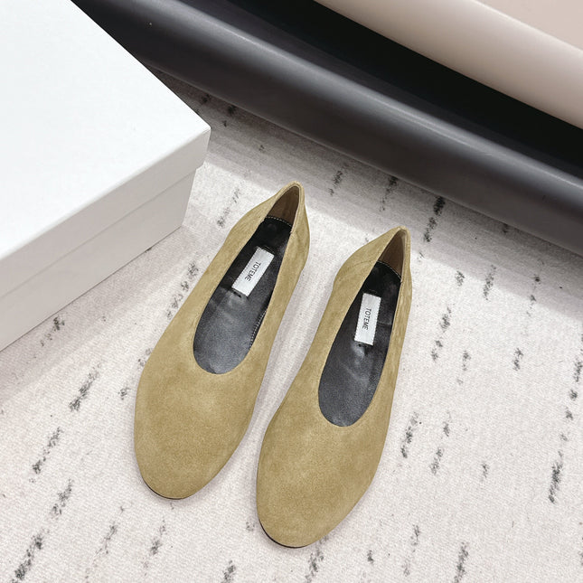 THE ROW 26S BALLET FLATS IN OLIVE BROWN SUEDE