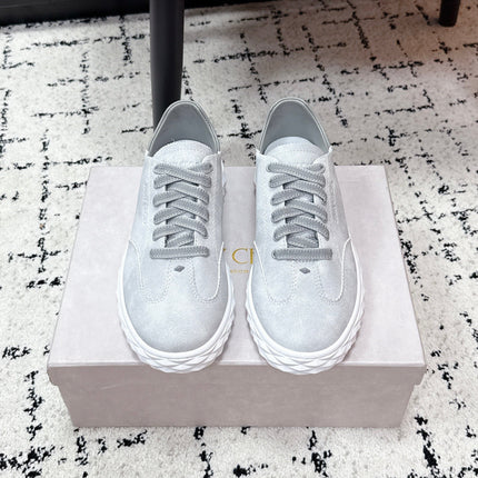 JIMMY CHOO 26S SNEAKERS IN GREY SUEDE
