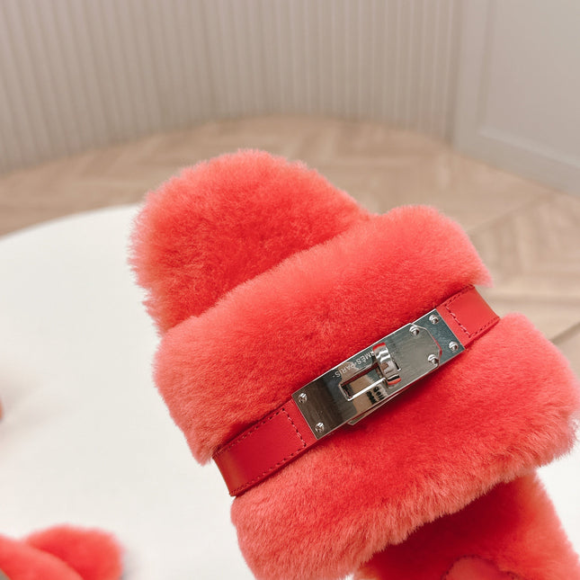 HM 25S ORAN SANDAL IN RED ORANGE SHEARLING WITH SILVER HARDWARE