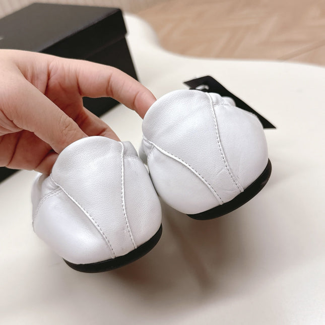 PRADA 26S MARY JANE SHOES IN WHITE CALFSKIN