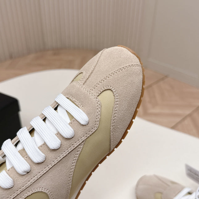 PRADA 26S LOW TOP SNEAKERS IN BEIGE NYLON AND SUEDE