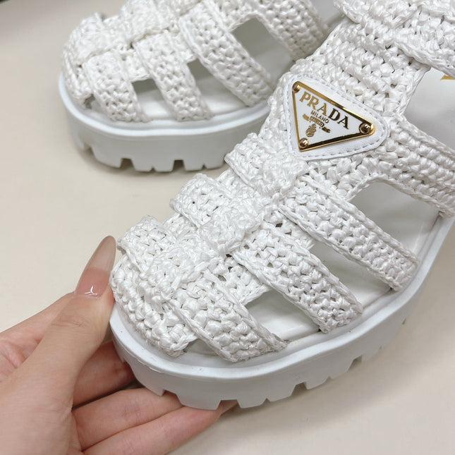PRADA 26S HEELED FISHERMAN SANDALS IN WHITE RAFFIA AND CALFSKIN