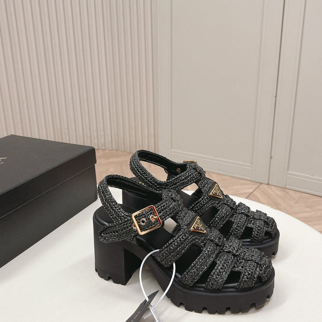 PRADA 26S HEELED FISHERMAN SANDALS IN BLACK RAFFIA AND CALFSKIN