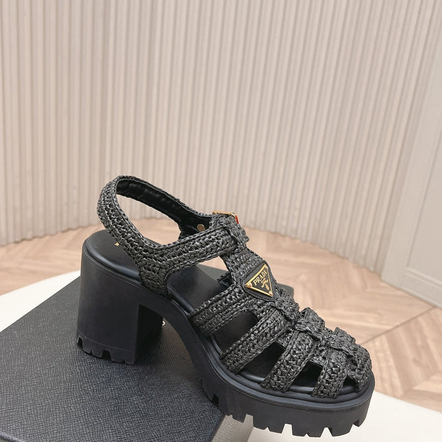 PRADA 26S HEELED FISHERMAN SANDALS IN BLACK RAFFIA AND CALFSKIN