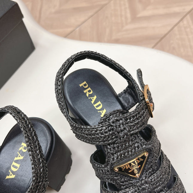 PRADA 26S HEELED FISHERMAN SANDALS IN BLACK RAFFIA AND CALFSKIN