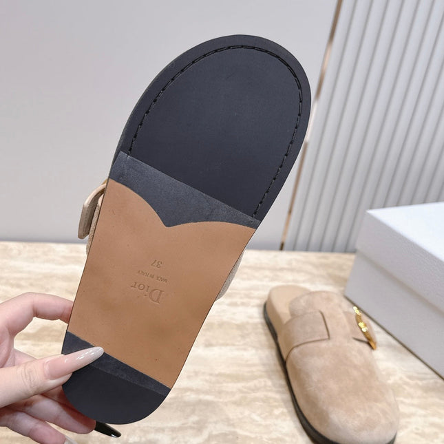 DIOR 26S BUCKLE MULE LOAFERS IN BEIGE SUEDE GOLD HARDWARE