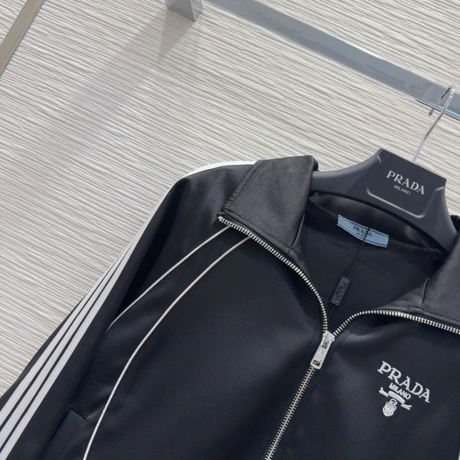 PRADA 26S JACKET 682