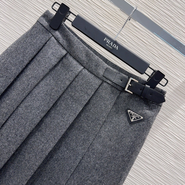 PRADA 25S LONG PLEATED SKIRT 212