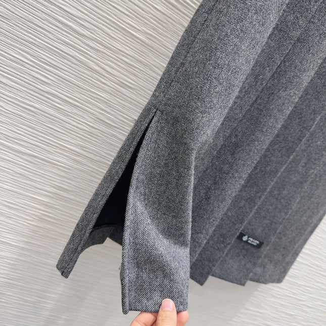 PRADA 25S LONG PLEATED SKIRT 212