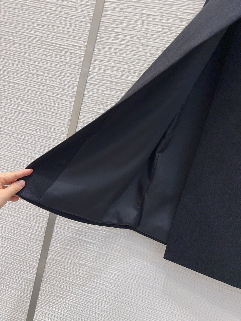 PRADA 26S MIDI SKIRT 635